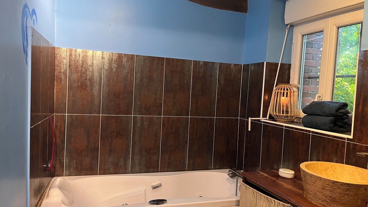 Photo of Bathroom in Monsegur (Pyrenees)
