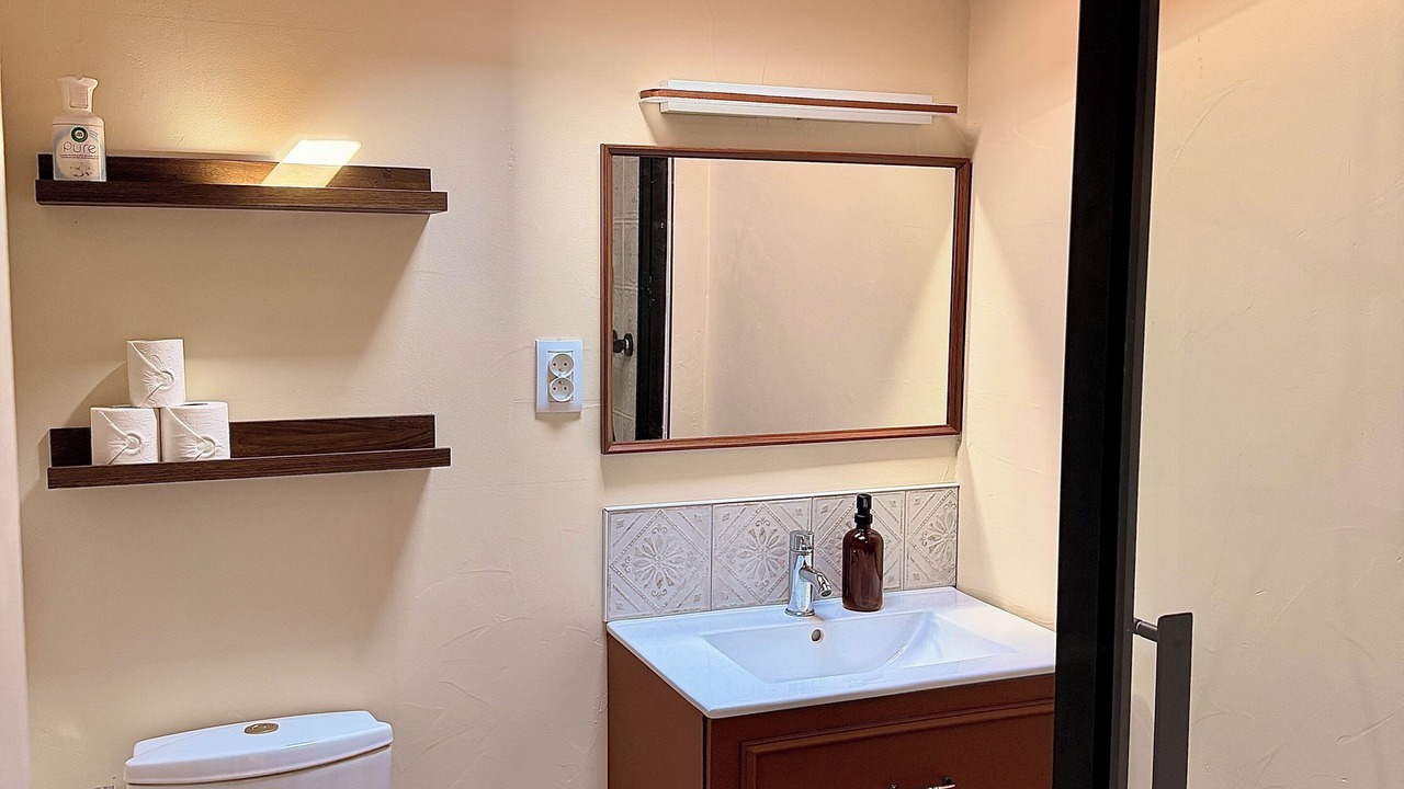 Photo of Bathroom in Ambares-et-Lagrave