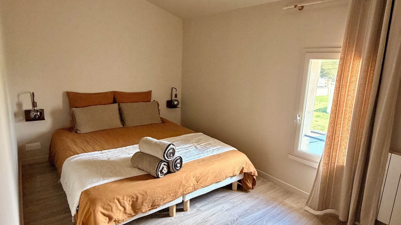 Photo of Bedroom in Ambares-et-Lagrave