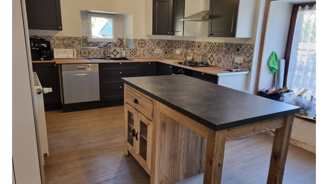 Photo of Kitchen in Lezardrieux