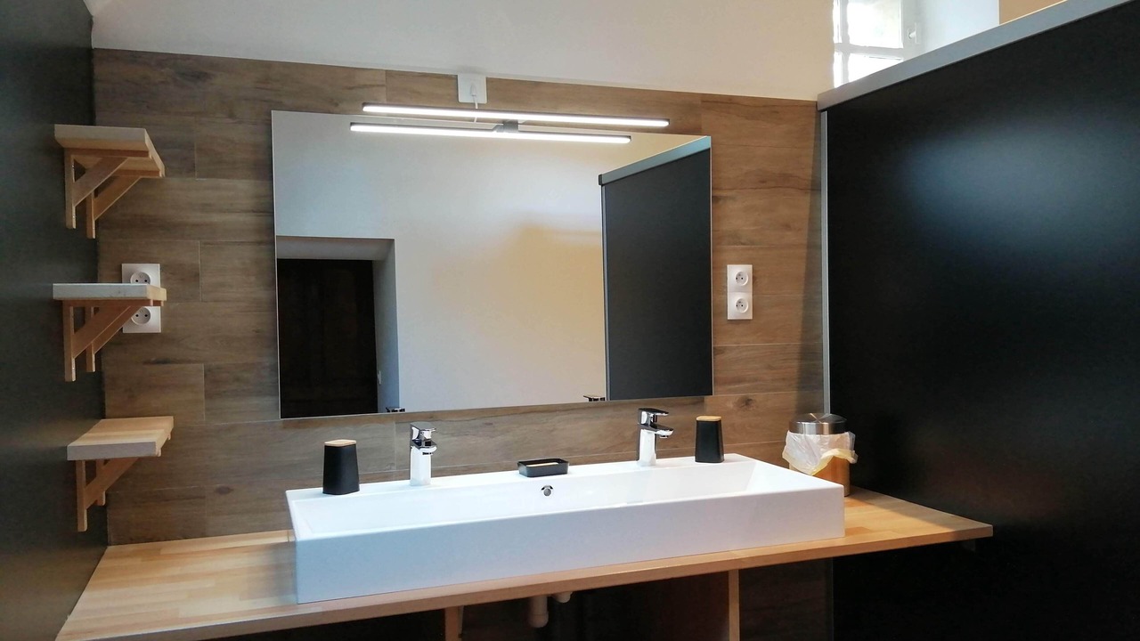 Photo of Bathroom in Plounerin