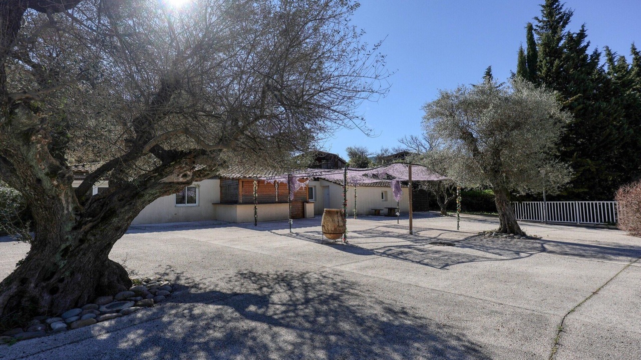 Photo of Outdoor in Sollies-Toucas