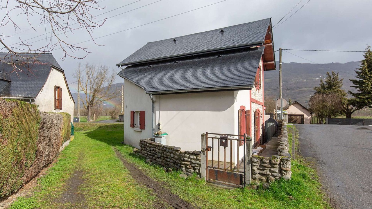 Photo of Outdoor in Adast