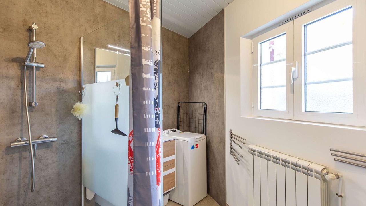 Photo of Bathroom in Adast
