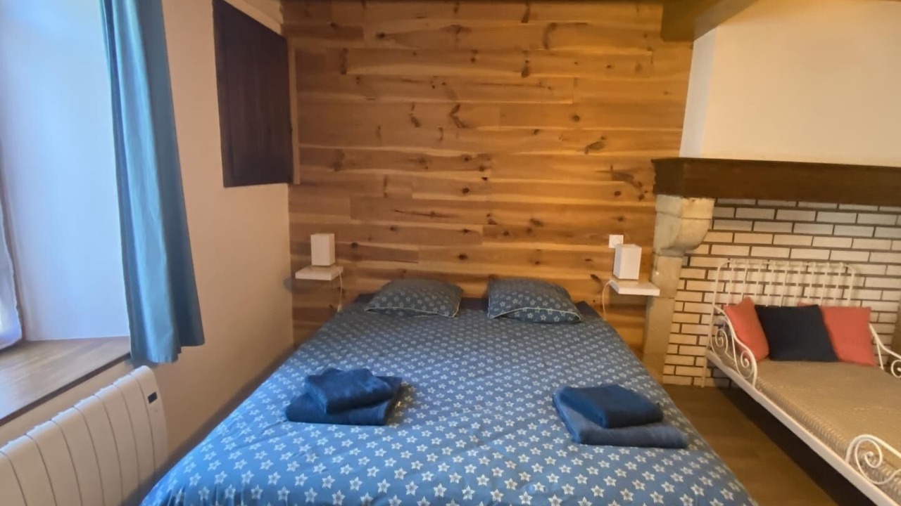 Photo of Bedroom in Singly