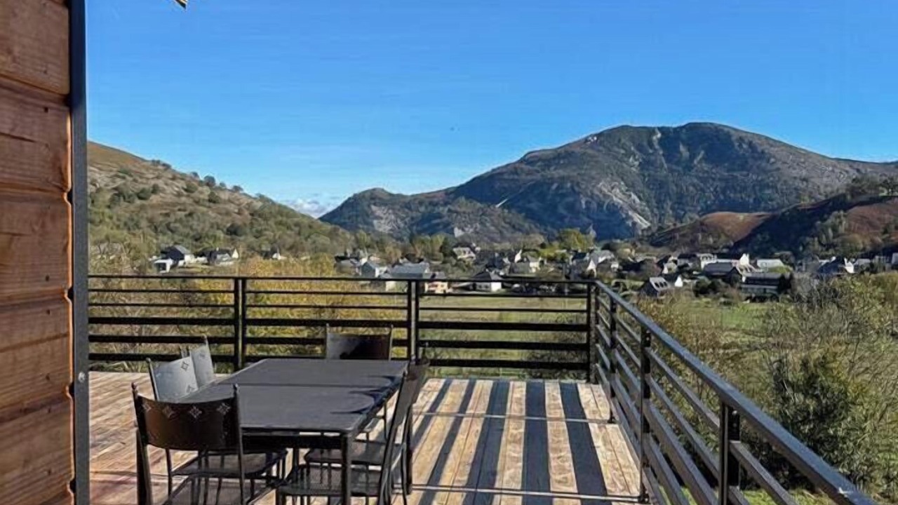 Photo of Outdoor in Segus