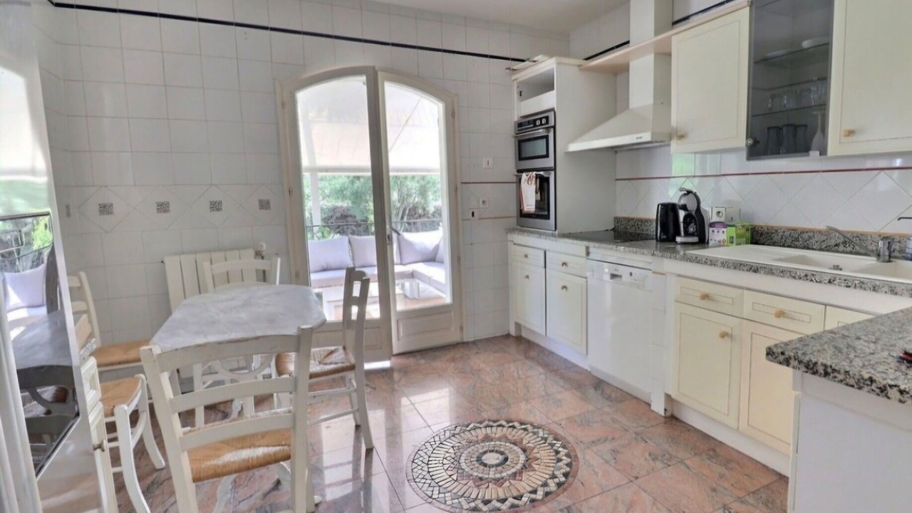 Photo of Kitchen in La Bouverie