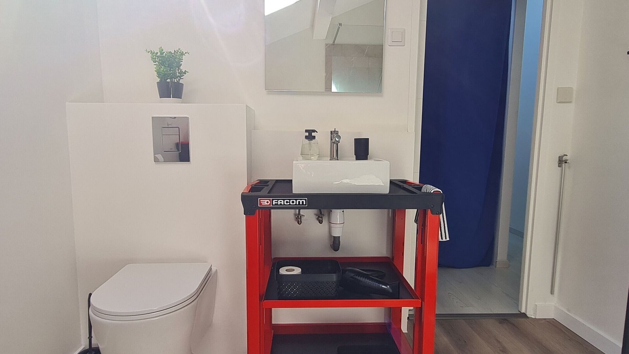 Photo of Bathroom in Chenicourt