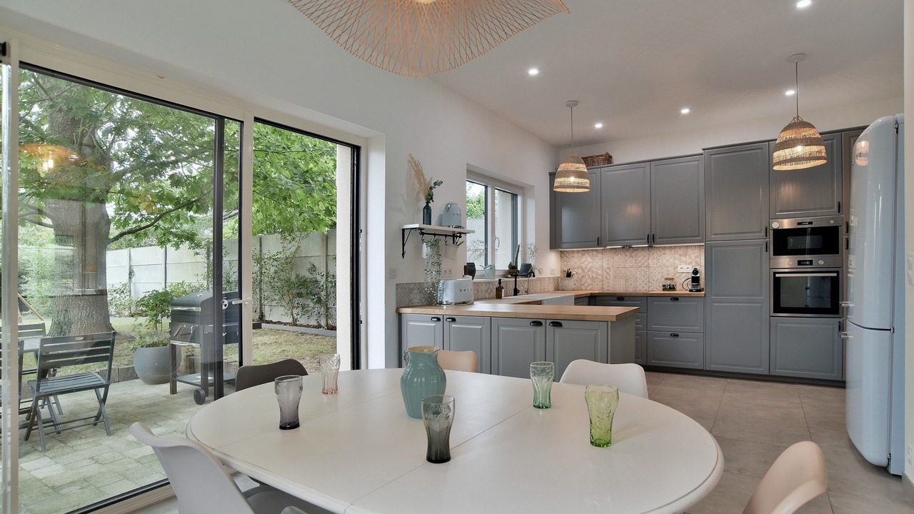 Photo of Kitchen in Beaussais-sur-Mer