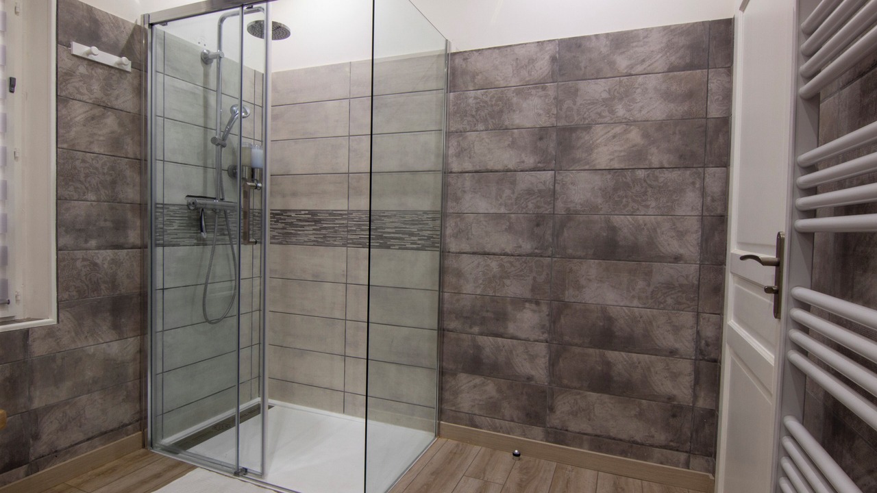 Photo of Bathroom in Chalons-en-Champagne