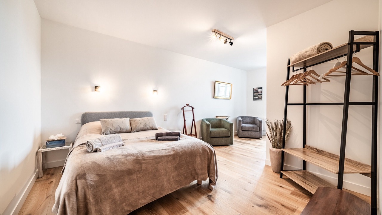 Photo of Bedroom in Excenevex