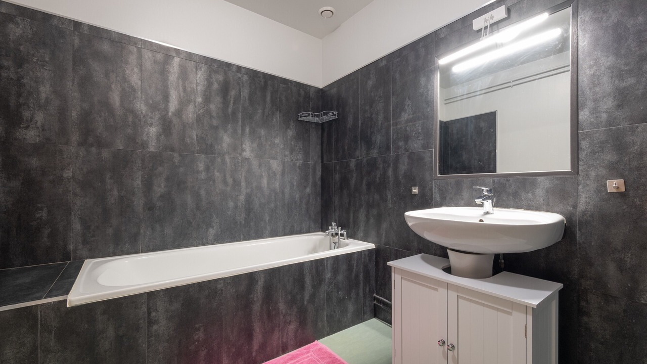 Photo of Bathroom in Isches