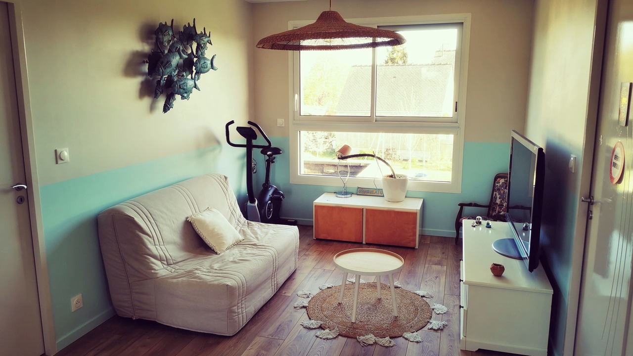 Photo of Livingroom in Saint-Lormel