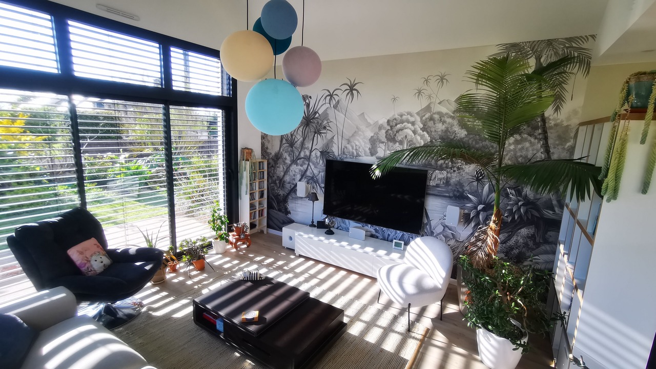 Photo of Livingroom in Saint-Lormel