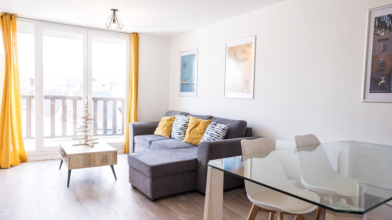 Photo of Livingroom in Bagneres-de-Bigorre