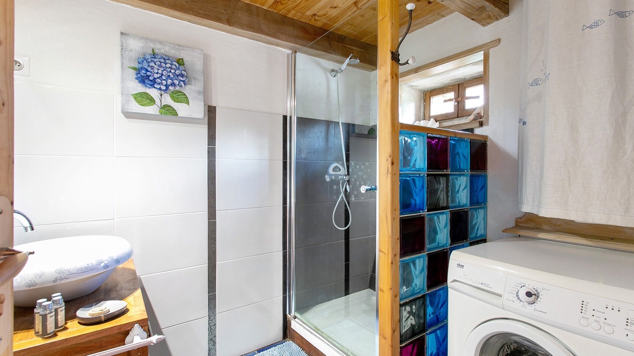 Photo of Bathroom in Prat