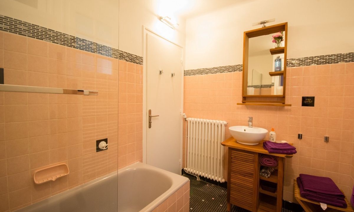Photo of Bathroom in La Meaugon