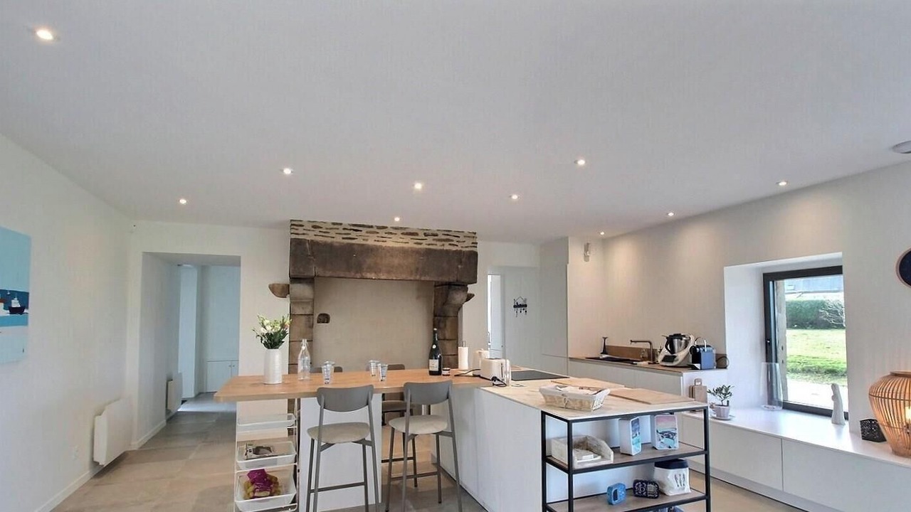 Photo of Kitchen in Saint-Lormel