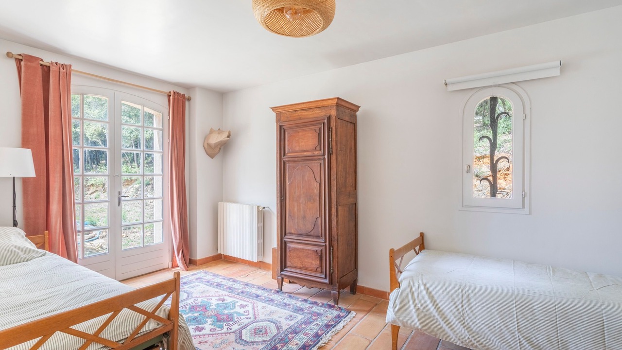 Photo of Bedroom in Plan-d'Aups-Sainte-Baume