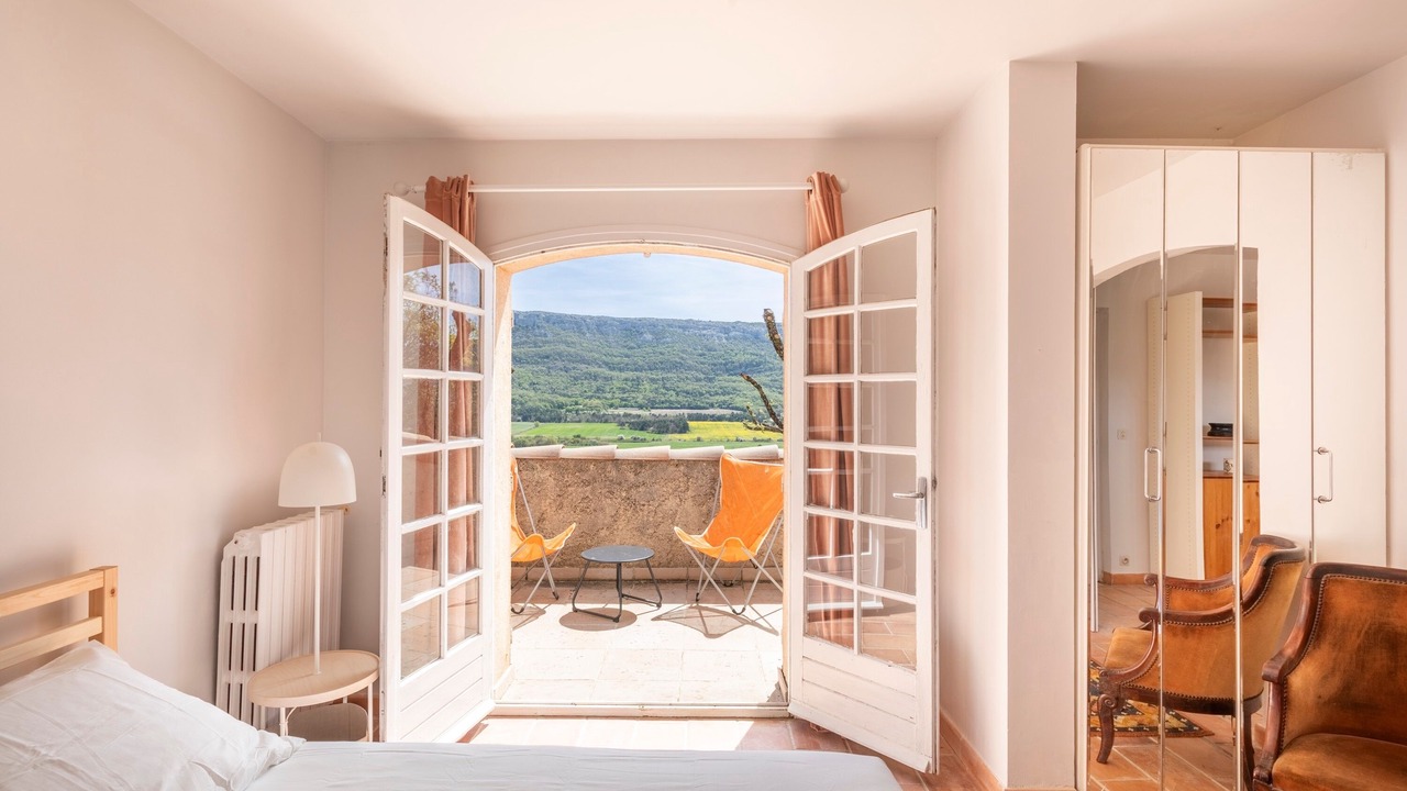 Photo of Bedroom in Plan-d'Aups-Sainte-Baume