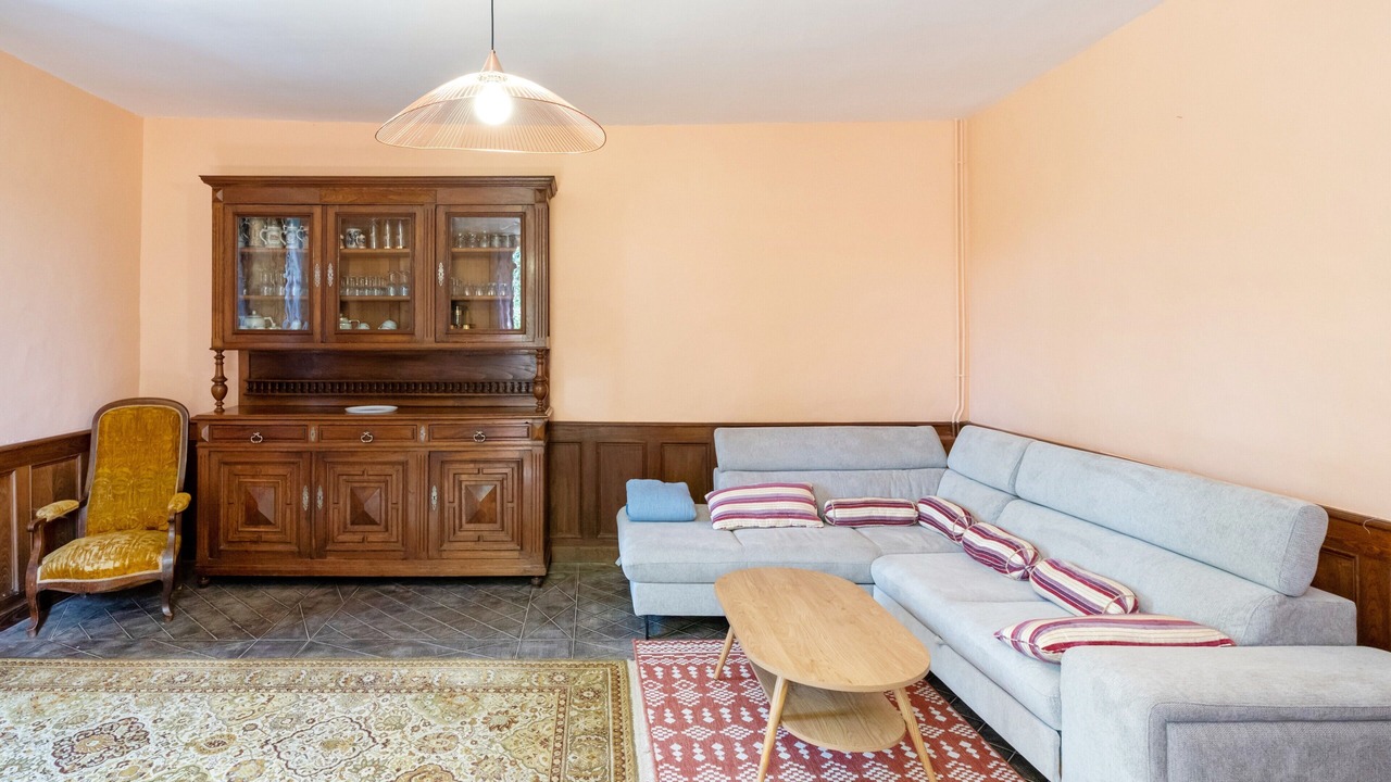 Photo of Livingroom in Poursiugues-Boucoue