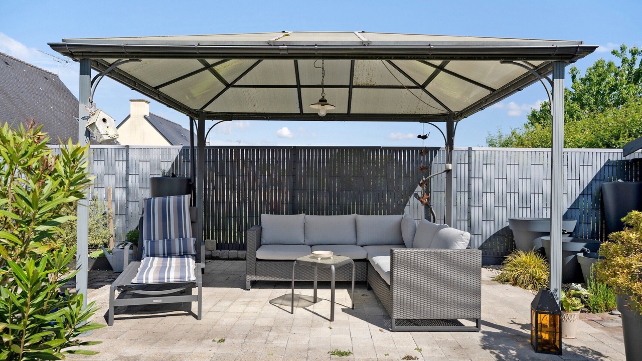 Photo of Patio Balcony in Saint-Samson-sur-Rance
