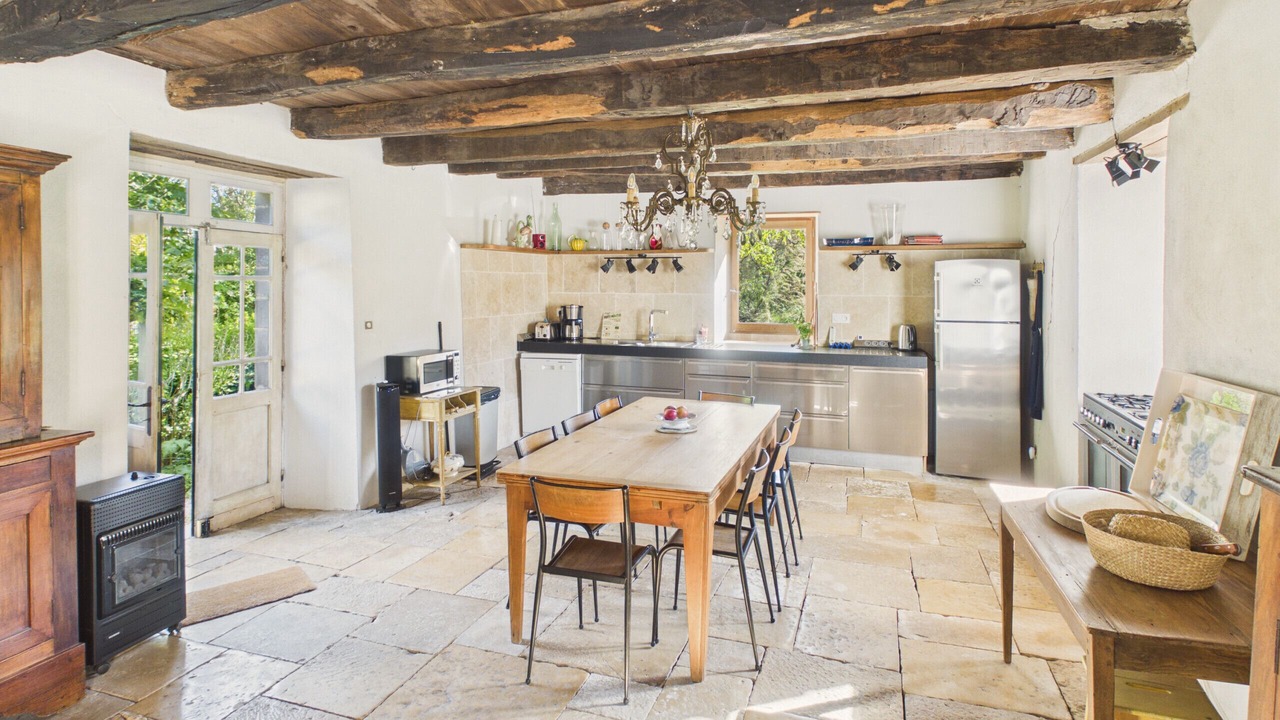 Photo of Kitchen in Thenon