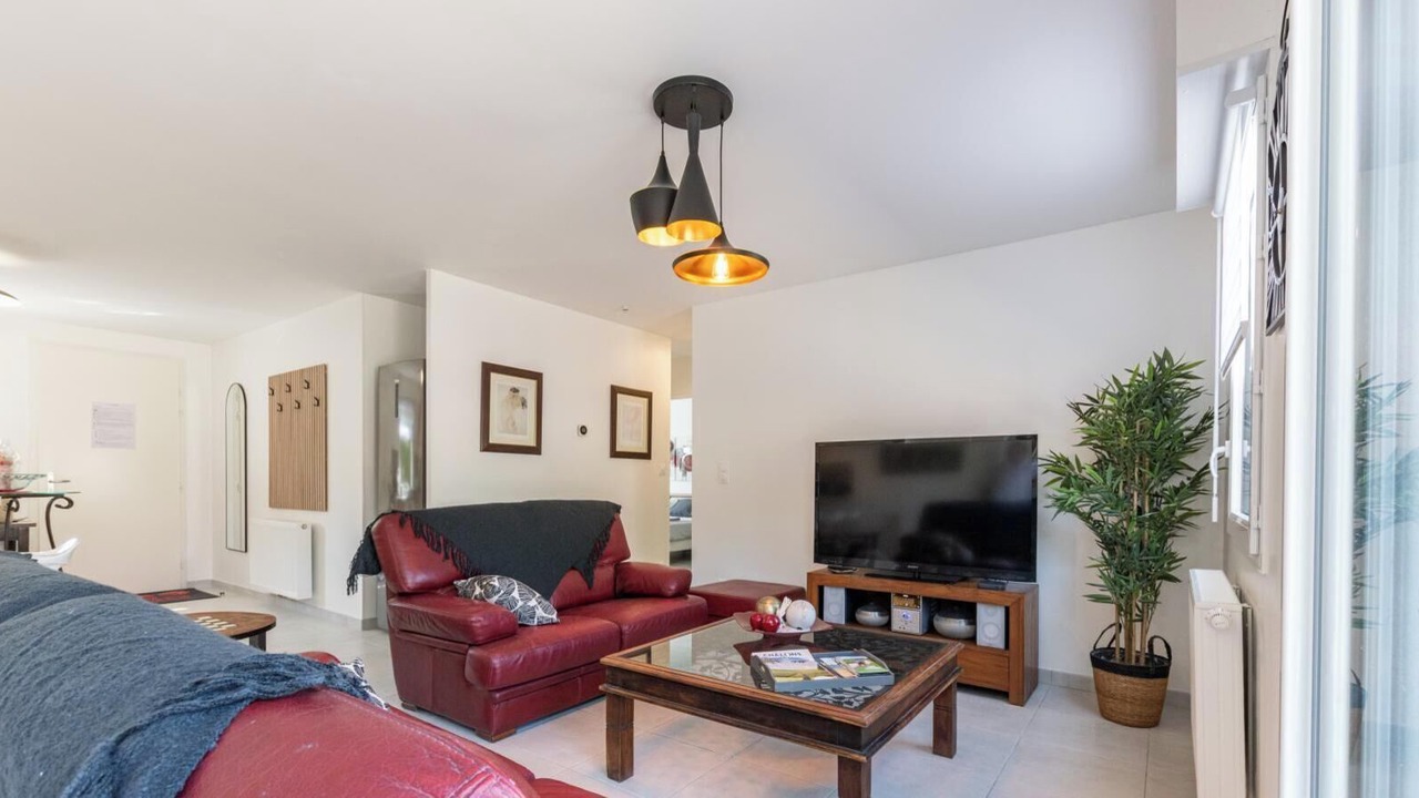 Photo of Livingroom in Saint-Germain-la-Ville