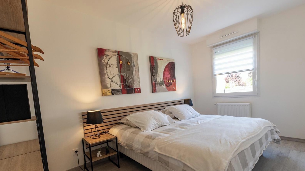 Photo of Bedroom in Saint-Germain-la-Ville