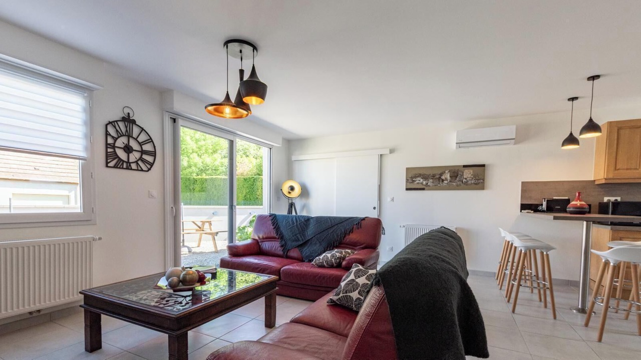 Photo of Livingroom in Saint-Germain-la-Ville
