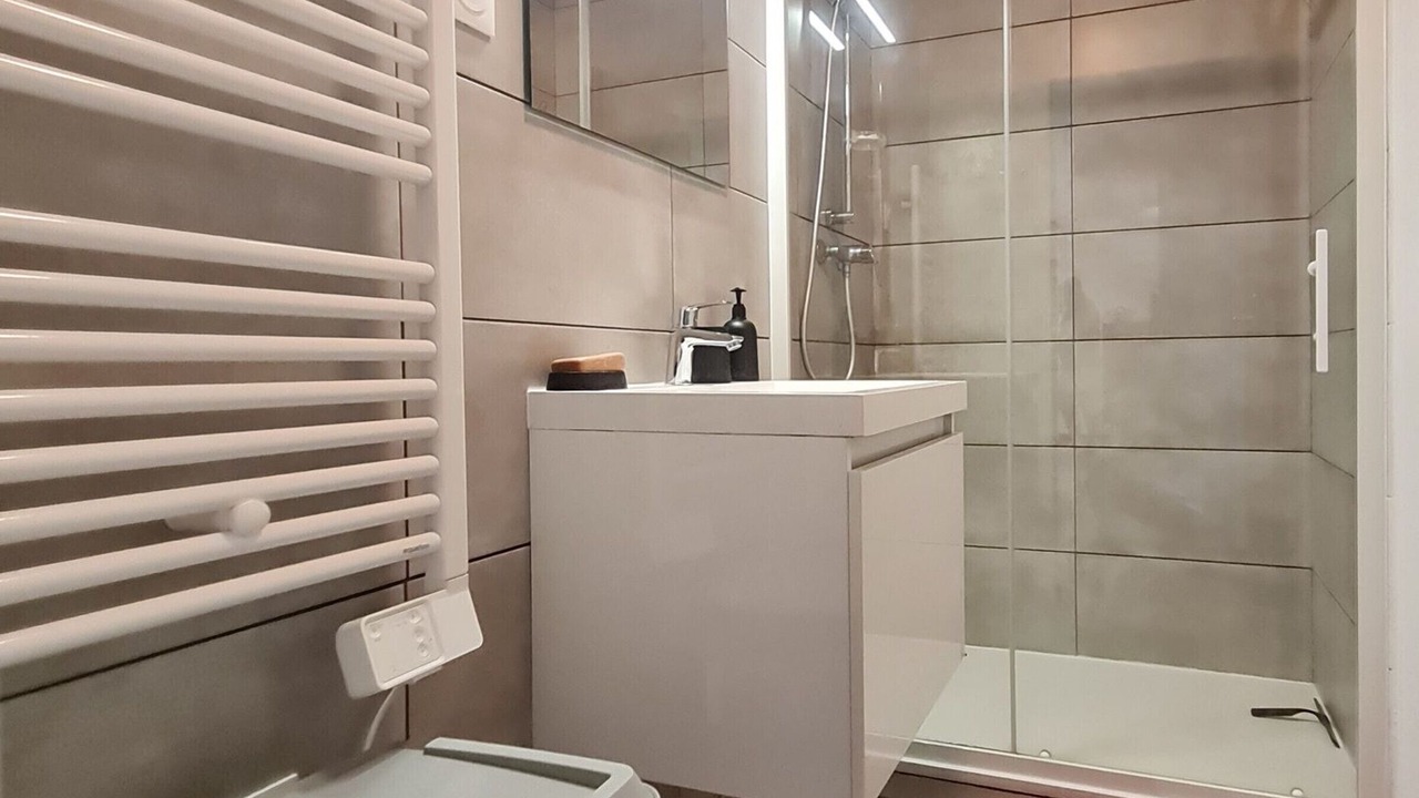 Photo of Bathroom in Mont-l'Etroit