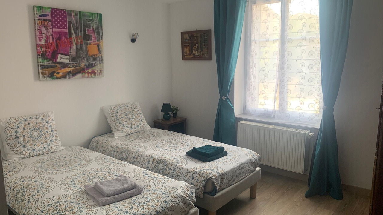 Photo of Bedroom in Mont-l'Etroit