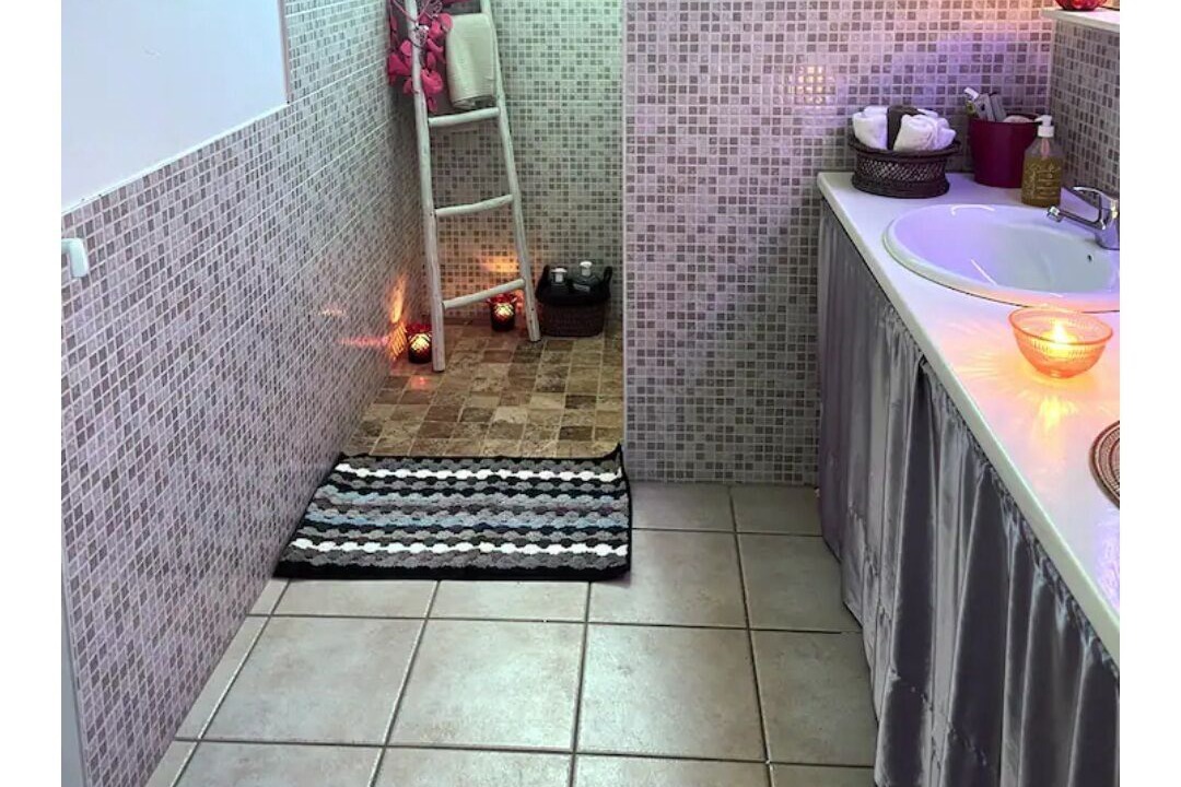 Photo of Bathroom in Bagnols-sur-Ceze