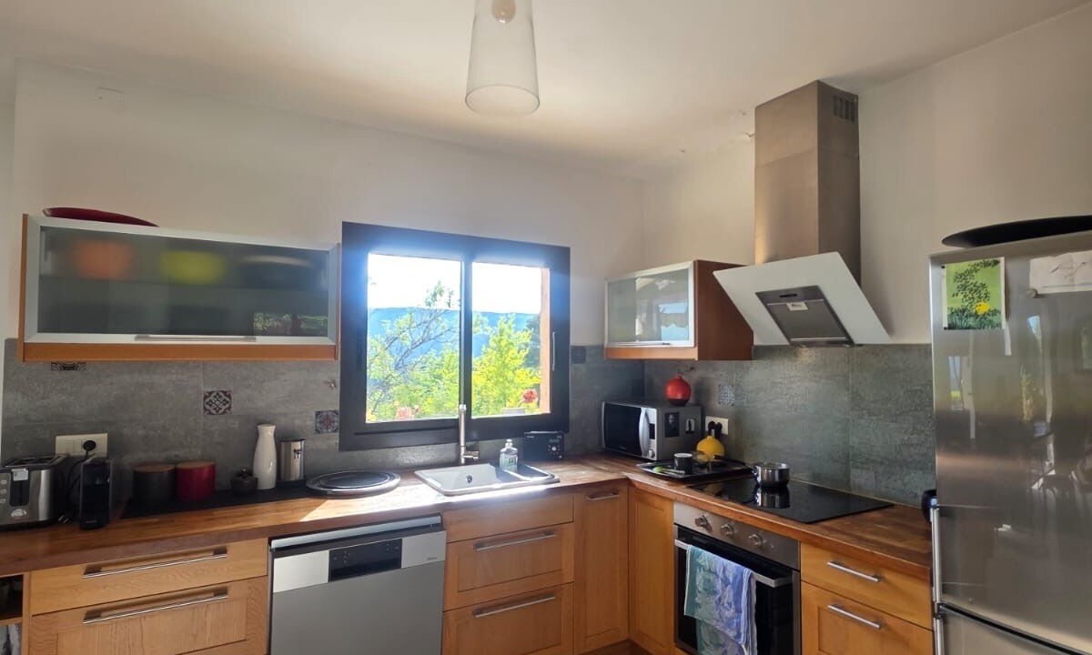 Photo of Kitchen in Berre-des-Alpes