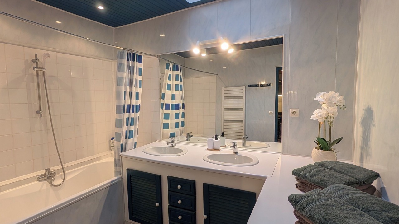 Photo of Bathroom in Beost