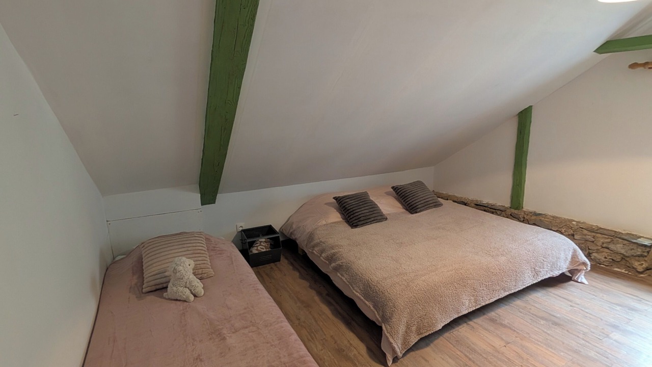 Photo of Bedroom in Beost