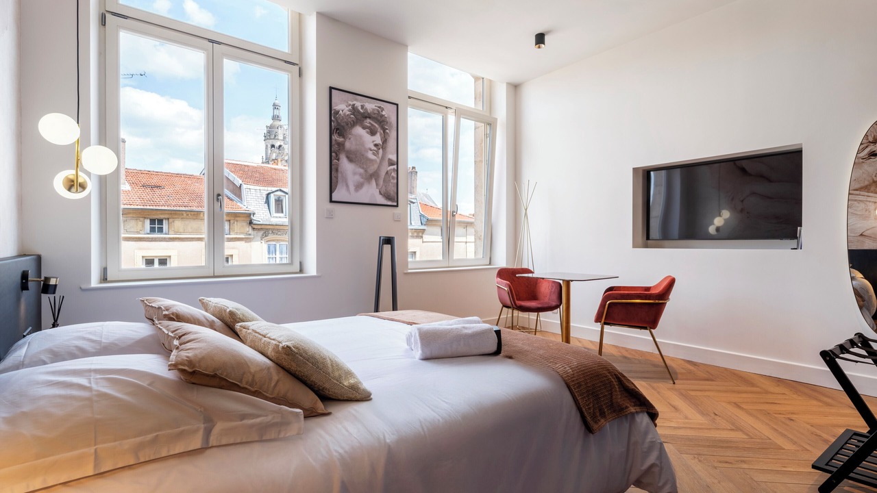 Photo of Bedroom in Saint Nicolas - Charles III - Ville vieille - Trois Maisons - Leopold