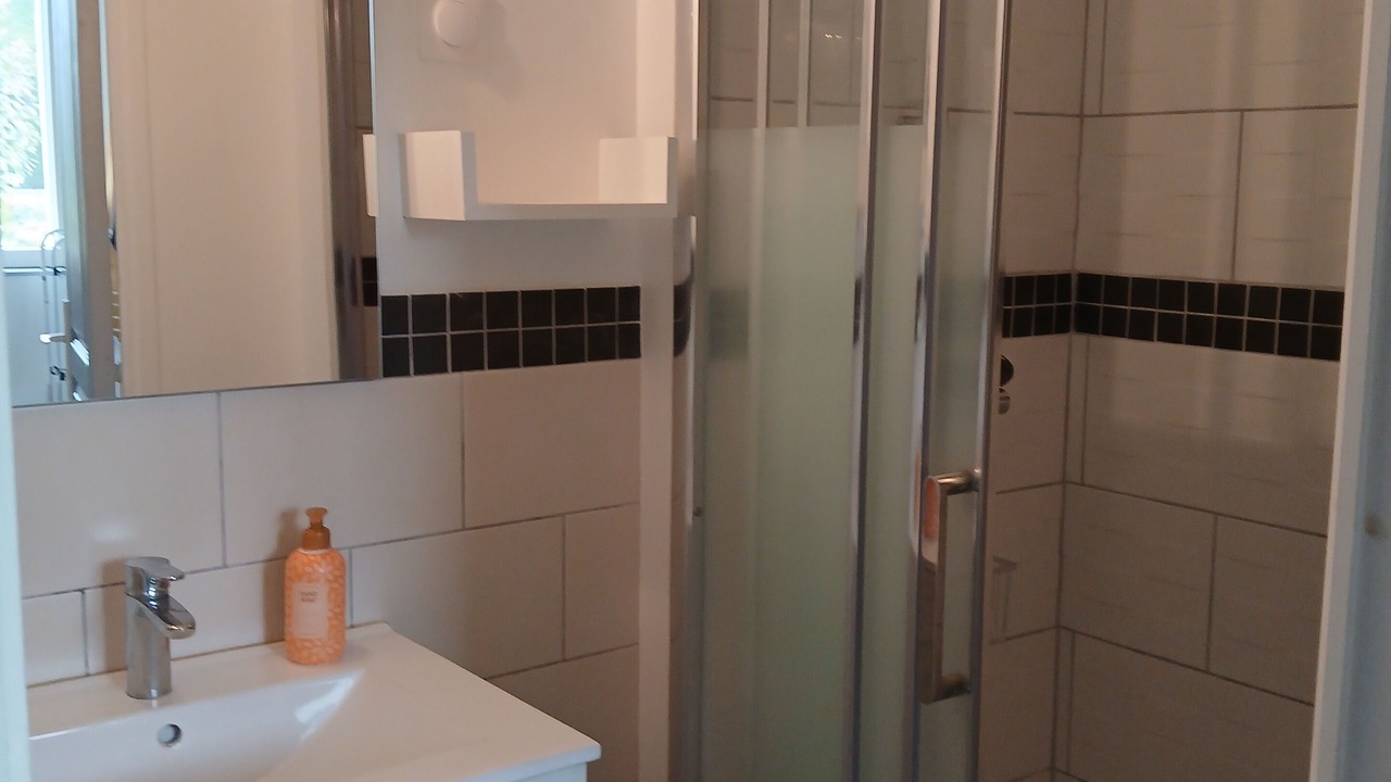 Photo of Bathroom in Pleslin-Trigavou