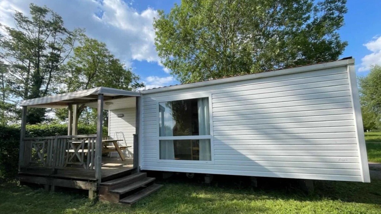 Photo of Outdoor in Pont-sur-Yonne