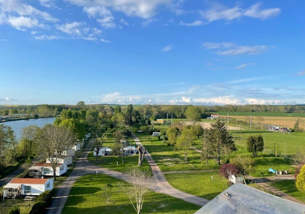 Photo of Outdoor in Pont-sur-Yonne