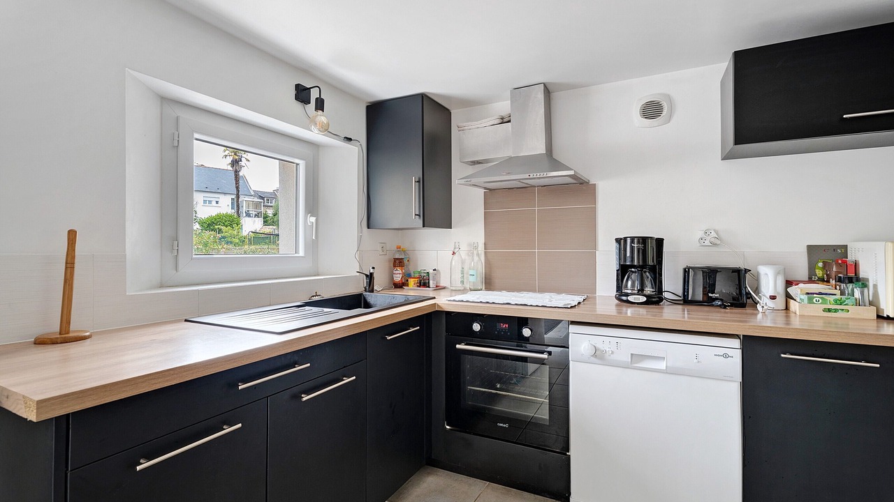 Photo of Kitchen in Henanbihen