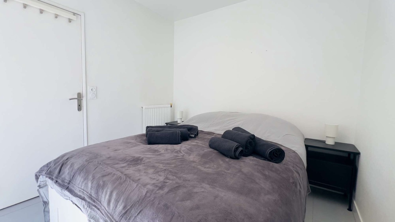 Photo of Bedroom in Saint-Brieuc