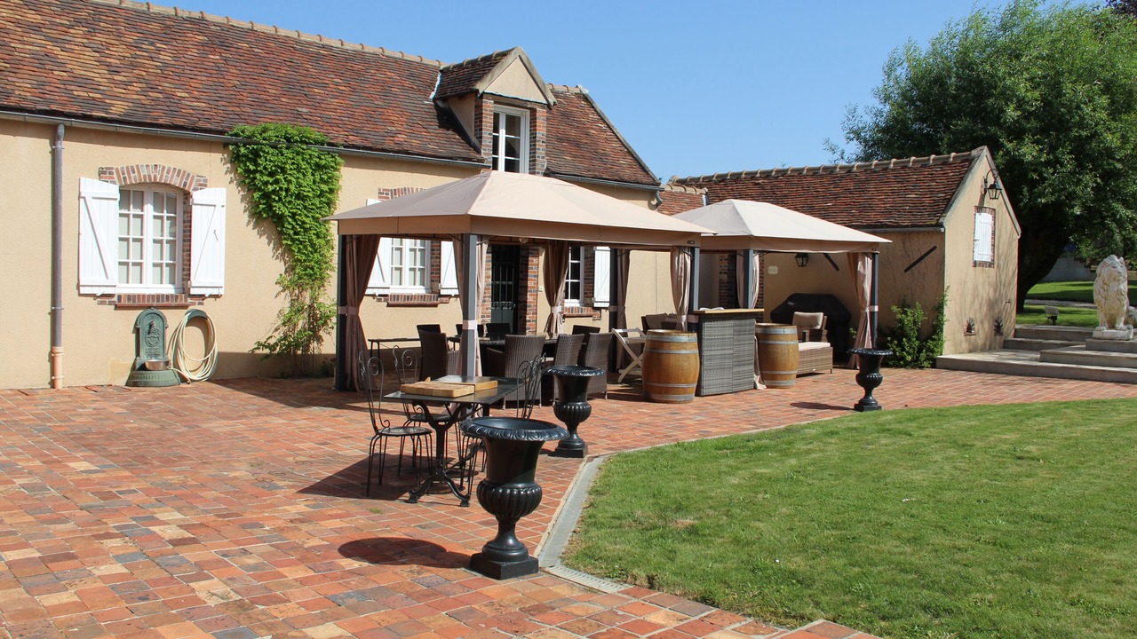 Photo of Outdoor in Villeneuve-sur-Yonne