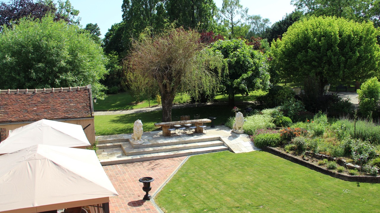 Photo of Patio Balcony in Villeneuve-sur-Yonne