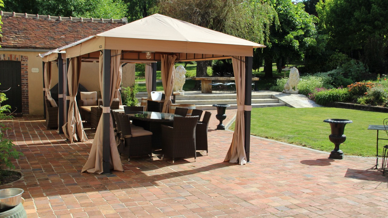 Photo of Outdoor in Villeneuve-sur-Yonne