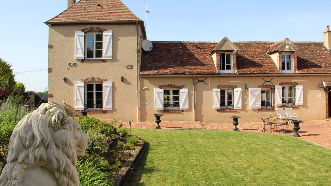 Photo of Outdoor in Villeneuve-sur-Yonne
