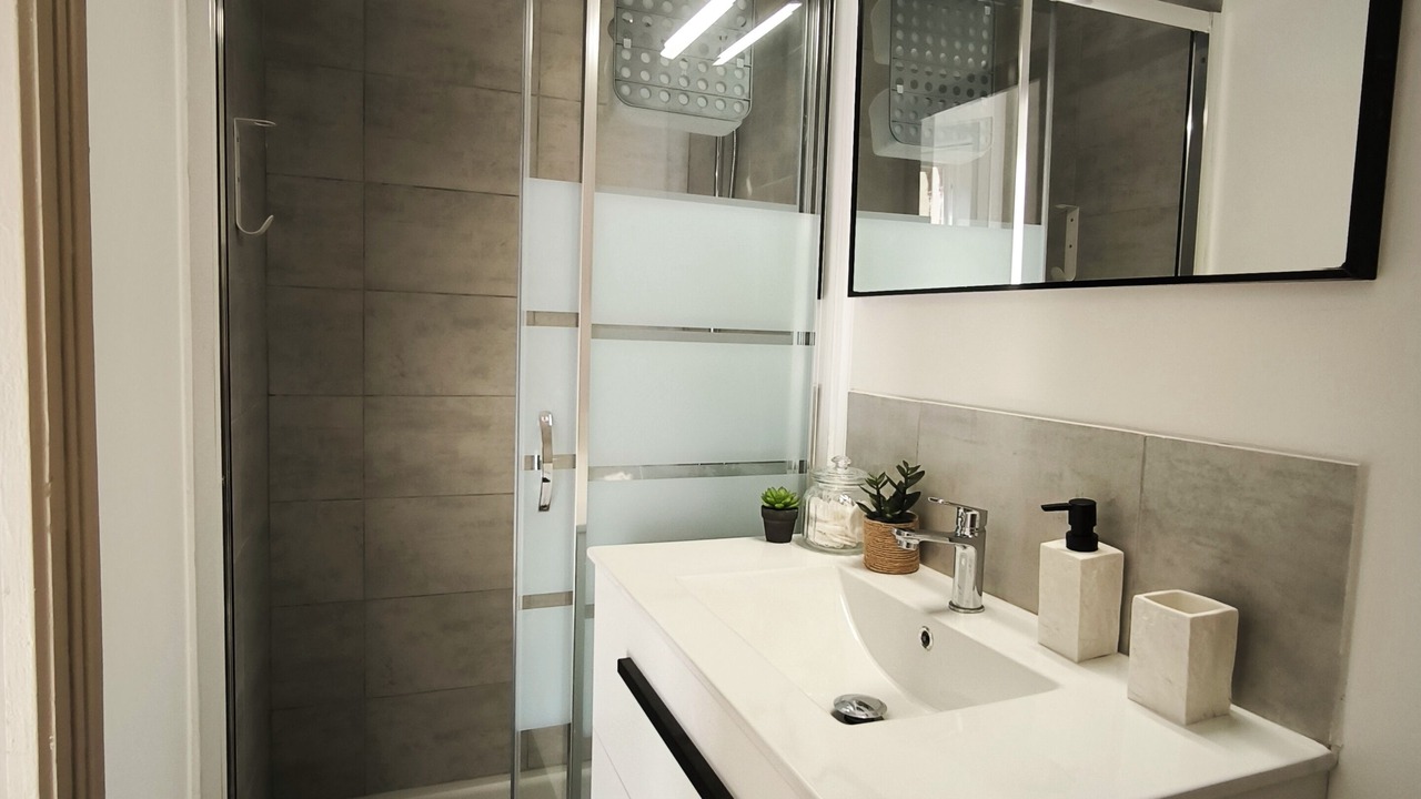 Photo of Bathroom in Marengo - Jolimont