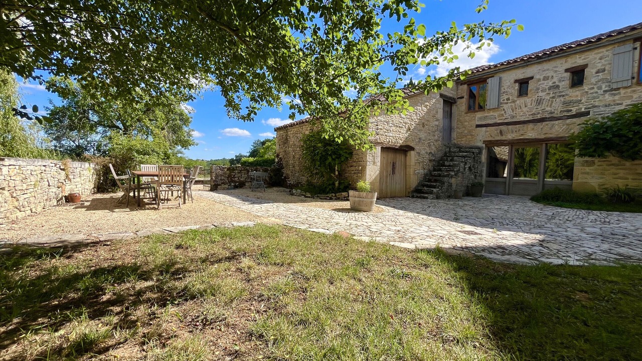 Photo of Outdoor in Pontcirq