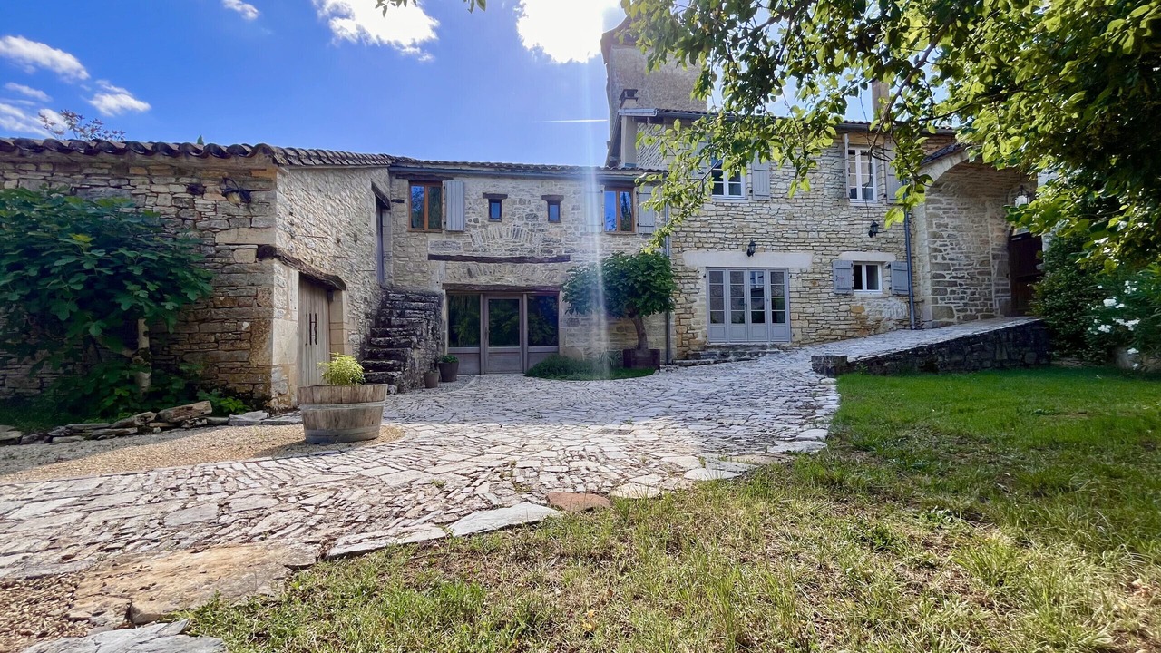 Photo of Outdoor in Pontcirq