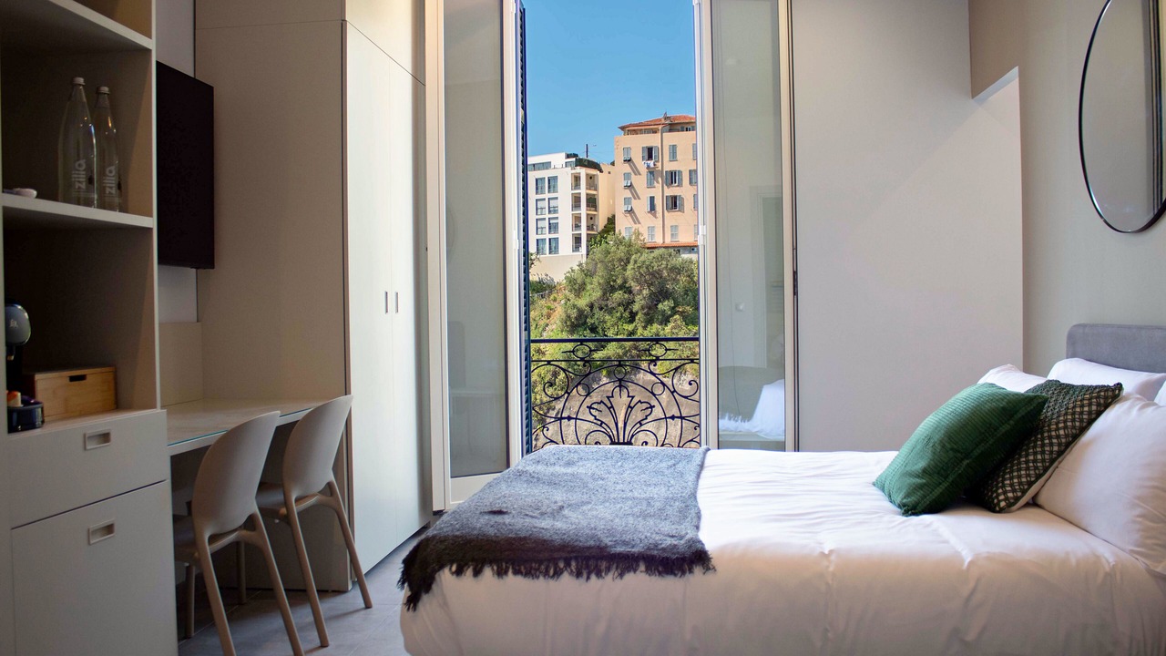 Photo of Bedroom in Beausoleil